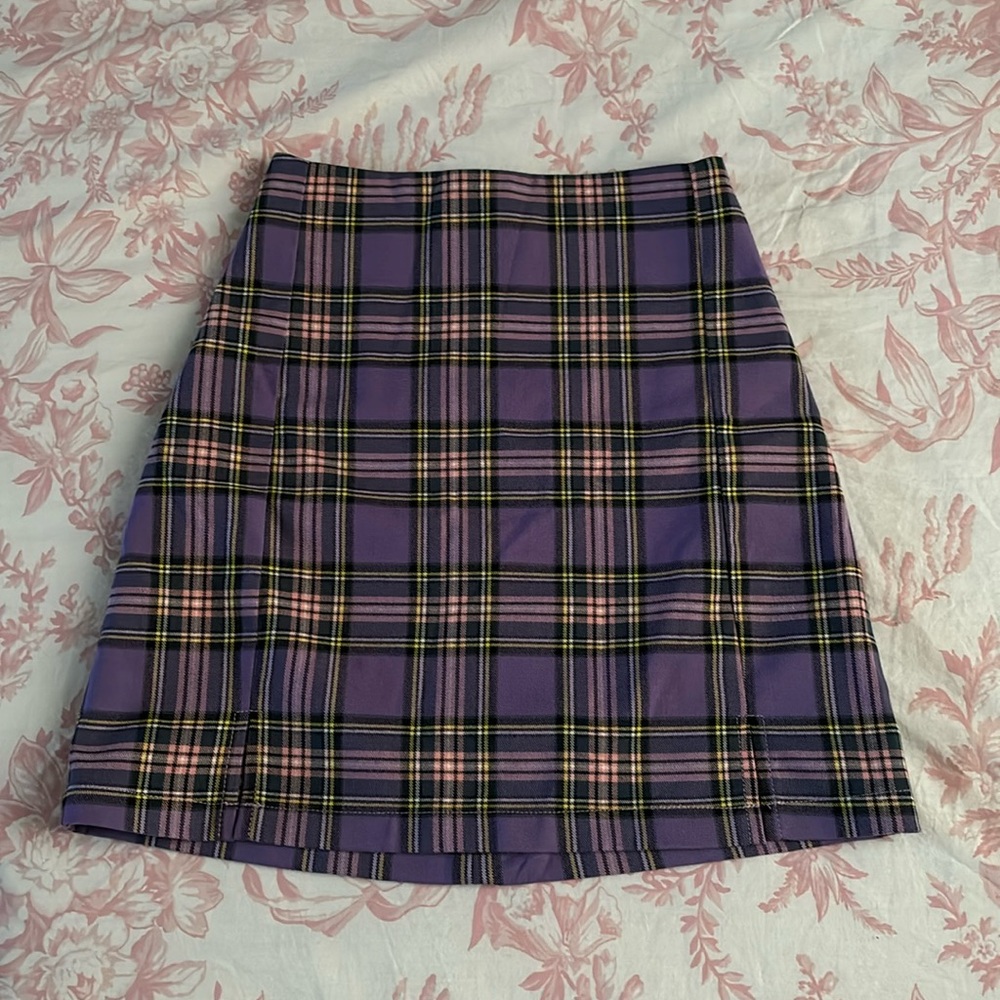 Brandy Melville Cara Mini Plaid Skirt